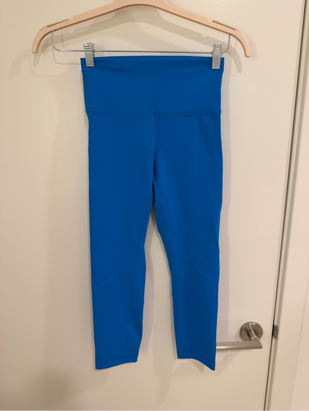 Lululemon High Rise Cropped Leggings Electric Blue Size 6